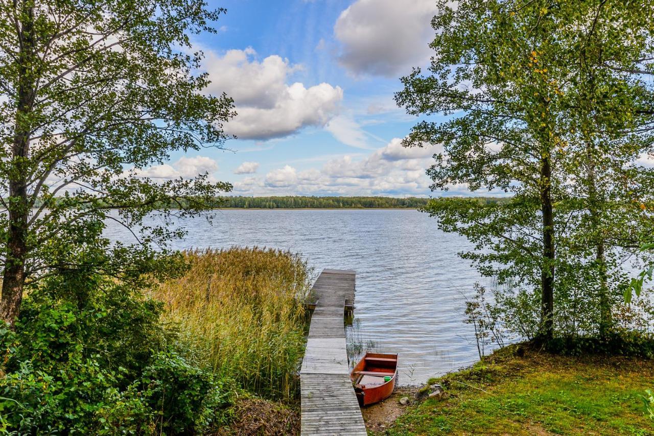 Lakeshore House Dvarcenai  Bagian luar foto