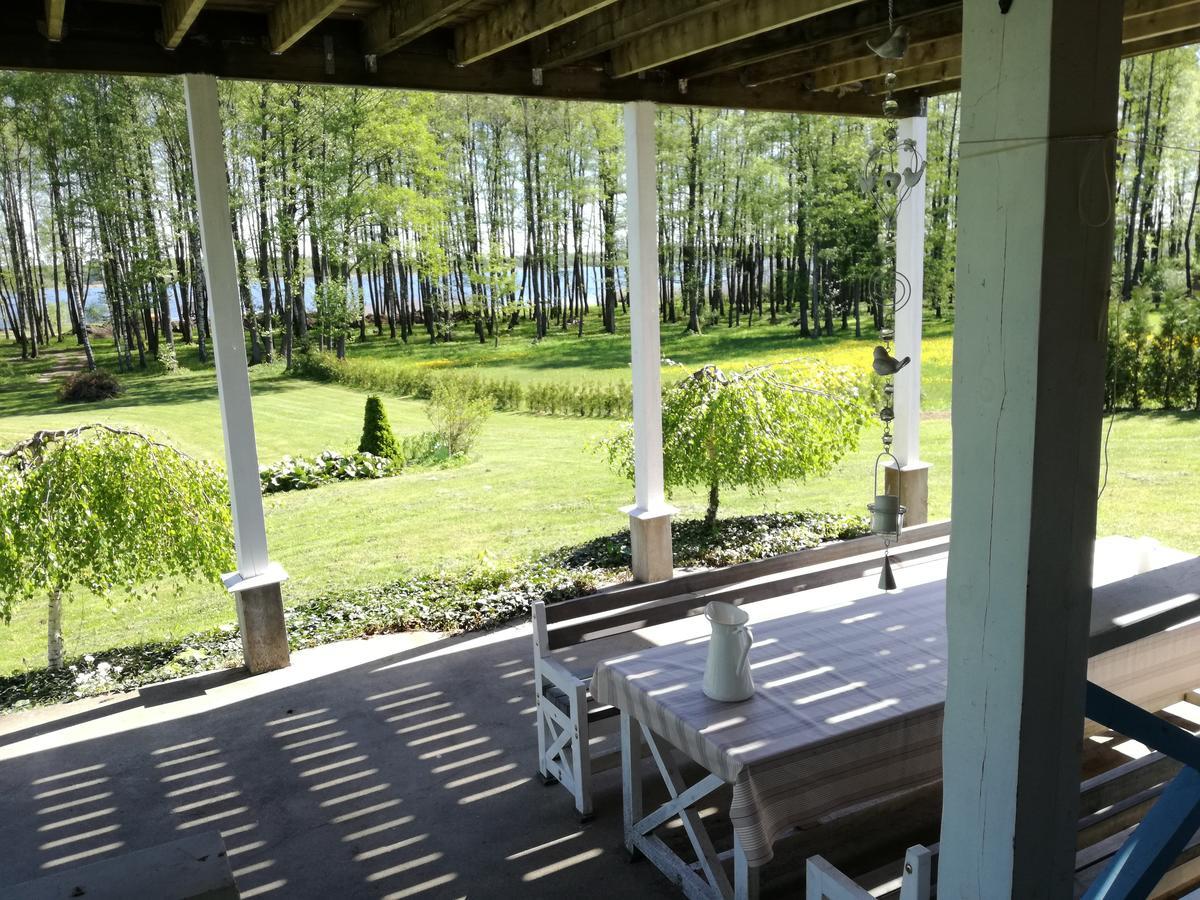 Lakeshore House Dvarcenai  Bagian luar foto